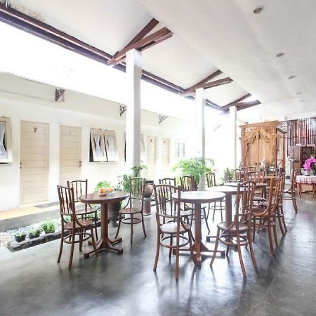 Hotel Reddoorz Syariah Near Wijilan Yogyakarta Exterior foto