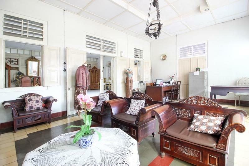 Hotel Reddoorz Syariah Near Wijilan Yogyakarta Exterior foto
