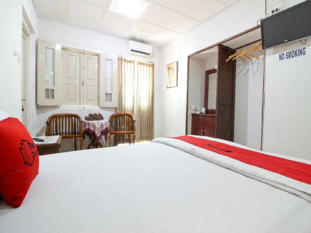 Hotel Reddoorz Syariah Near Wijilan Yogyakarta Exterior foto