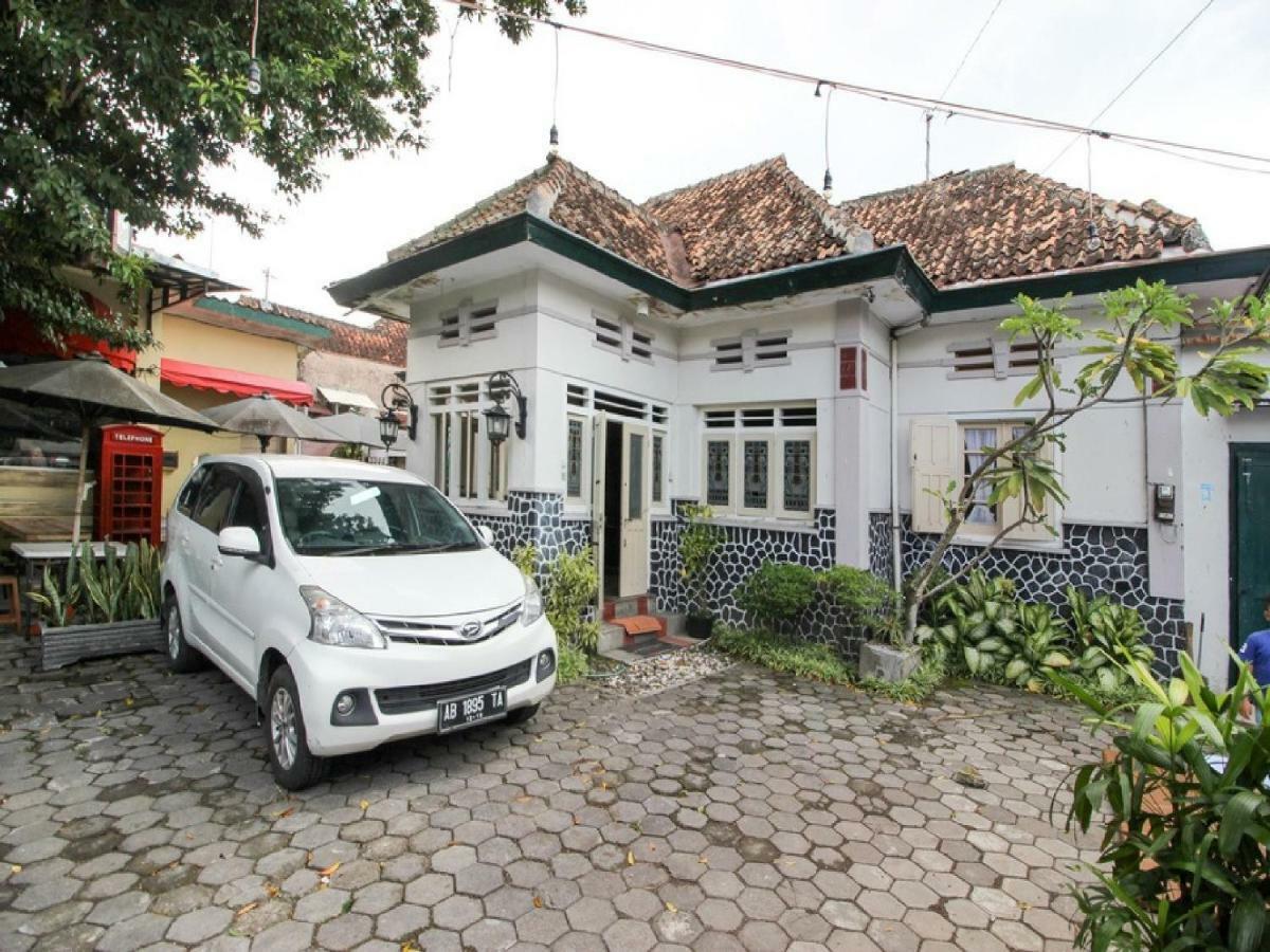 Hotel Reddoorz Syariah Near Wijilan Yogyakarta Exterior foto