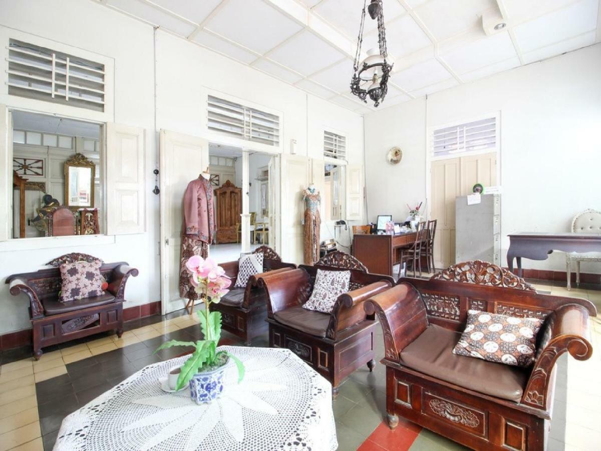 Hotel Reddoorz Syariah Near Wijilan Yogyakarta Exterior foto