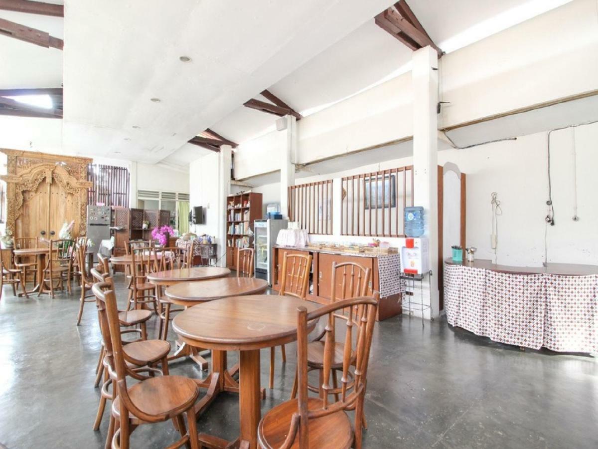 Hotel Reddoorz Syariah Near Wijilan Yogyakarta Exterior foto
